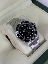 Carica l&#39;immagine nel visualizzatore di Gallery, Rolex Submariner Date 16610 year 2009 full set

