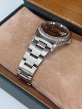 Carica l'immagine nel visualizzatore di Gallery, Rolex Datejust 36mm ref. 16220 year 2005 full set
