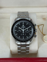 Carica l'immagine nel visualizzatore di Gallery, Omega Speedmaster Professional Moonwatch ref. 35705000 year 2005 full set

