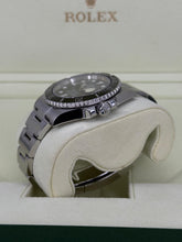 Carica l&#39;immagine nel visualizzatore di Gallery, Rolex Submariner Date 116610LN year 2014 full set
