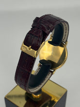 Carica l&#39;immagine nel visualizzatore di Gallery, Longines classico in oro giallo 18 KT 34mm
