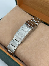 Carica l&#39;immagine nel visualizzatore di Gallery, Rolex Submariner Date 16610 year 2002 full set
