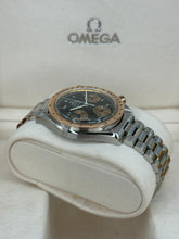 Carica l'immagine nel visualizzatore di Gallery, Omega Speedmaster reduced bicolore ref. 1750033
