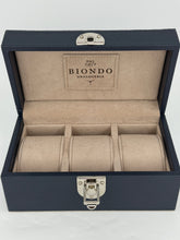 Carica l&#39;immagine nel visualizzatore di Gallery, Box luxury porta orologi Biondo 3 posti blu navy

