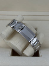 Carica l&#39;immagine nel visualizzatore di Gallery, Rolex Daytona 18k white gold diamond dial ref. 116509 year 2020 full set
