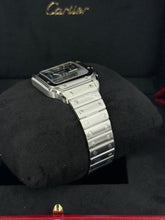 Carica l&#39;immagine nel visualizzatore di Gallery, Cartier Santos medium WSSA0061 year 2025 full set NEW
