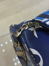 Carica l'immagine nel visualizzatore di Gallery, Louis Vuitton Keepall Bandoulière 50 LV Escale ref. M45117 summer 2020 collection
