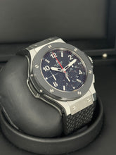 Carica l'immagine nel visualizzatore di Gallery, Hublot Big Bang Carbon fiber dial ref. 301.SB.131.RX full set
