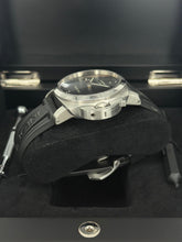 Carica l'immagine nel visualizzatore di Gallery, Panerai Luminor Marina 1950 3 Days GMT PAM00320 year 2017 full set
