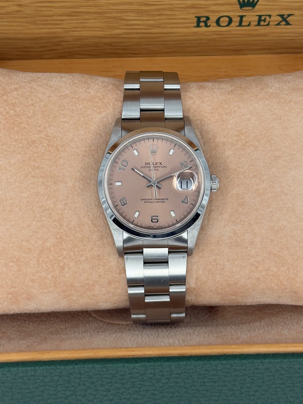 Rolex Oyster Perpetual Date ref. 15200 year 1998 full set