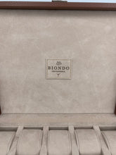 Carica l&#39;immagine nel visualizzatore di Gallery, Box luxury porta orologi Biondo 15 posti marrone
