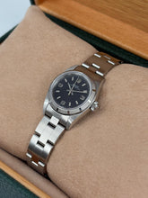 Carica l'immagine nel visualizzatore di Gallery, Rolex Oyster Perpetual 26mm ref. 67230 year 1998 full set
