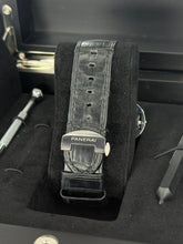 Carica l'immagine nel visualizzatore di Gallery, Panerai Luminor Marina Automatic PAM00104 year 2014 full set
