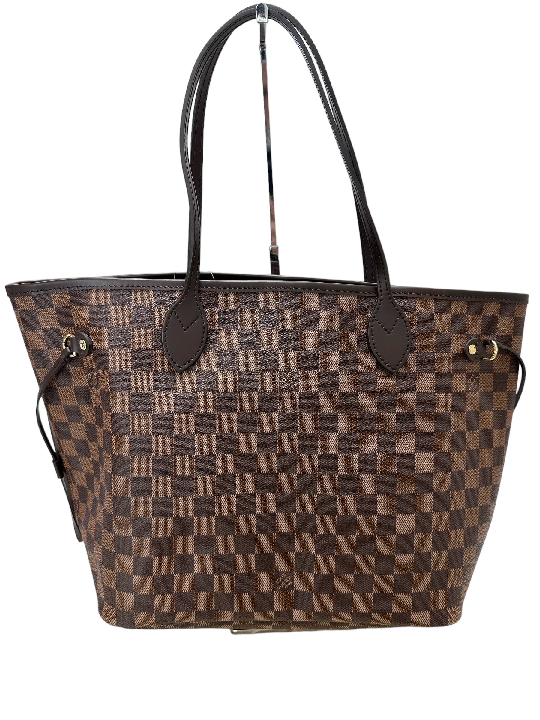 Black lv neverfull bag 2025