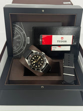 Carica l'immagine nel visualizzatore di Gallery, Tudor Black Bay Heritage 79220N year 2016 full set
