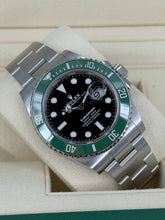 Carica l'immagine nel visualizzatore di Gallery, Rolex Submariner Date Starbucks 126610LV year 2021 full set
