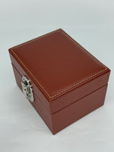 Carica l&#39;immagine nel visualizzatore di Gallery, Box luxury porta orologi Biondo 2 posti marrone
