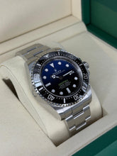 Carica l'immagine nel visualizzatore di Gallery, Rolex Sea-Dweller Deepsea D-Blue 136660 year 2025 full set LIKE NEW
