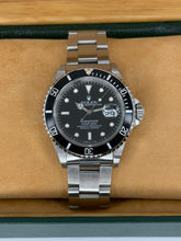Carica l&#39;immagine nel visualizzatore di Gallery, Rolex Submariner Date 16610 year 1995 full set
