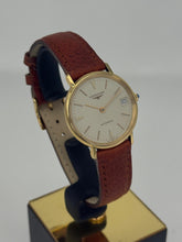 Carica l&#39;immagine nel visualizzatore di Gallery, Longines classico automatico in oro giallo 18KT 31,5 mm
