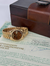 Carica l'immagine nel visualizzatore di Gallery, Rolex Day-Date 18K yellow gold wood dial ref. 18038 year 1984 full set
