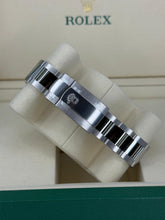 Carica l'immagine nel visualizzatore di Gallery, Rolex Datejust 41mm 126334 year 2025 full set LIKE NEW
