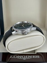 Carica l'immagine nel visualizzatore di Gallery, Longines Flagship Heritage
Moonphase L48154022 year 2025 full set LIKE NEW
