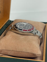 Carica l'immagine nel visualizzatore di Gallery, Rolex GMT-Master II coke ref. 16710 year 1997 full set

