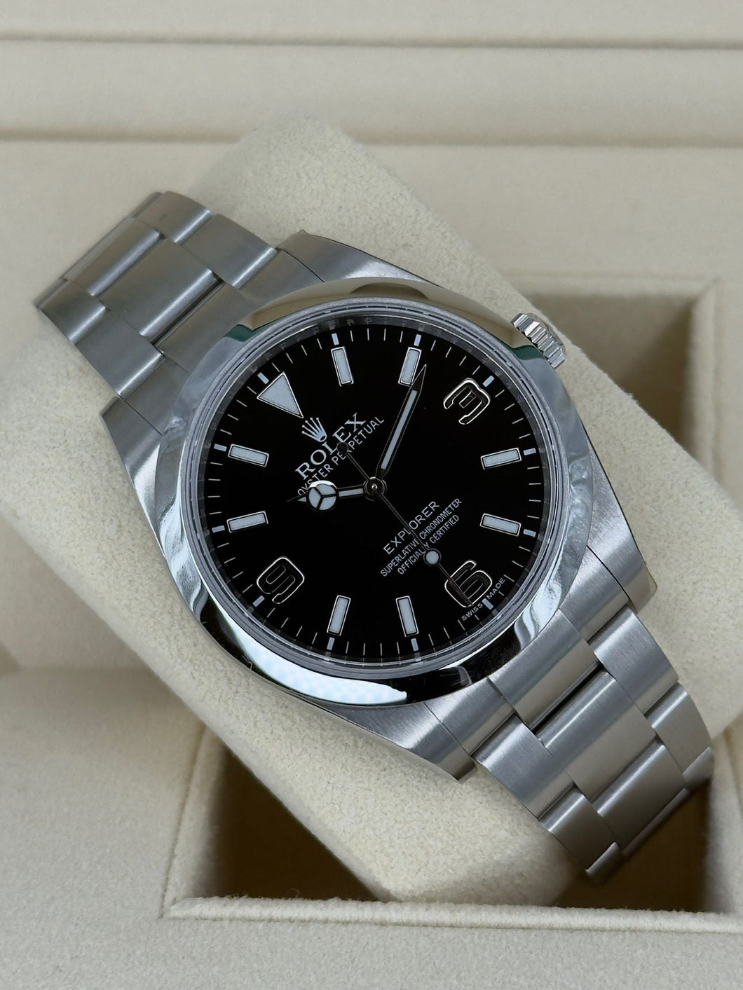 Rolex Explorer ref. 214270 year 2014 full set