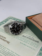 Carica l&#39;immagine nel visualizzatore di Gallery, Rolex Submariner Date 16610 year 1993 full set
