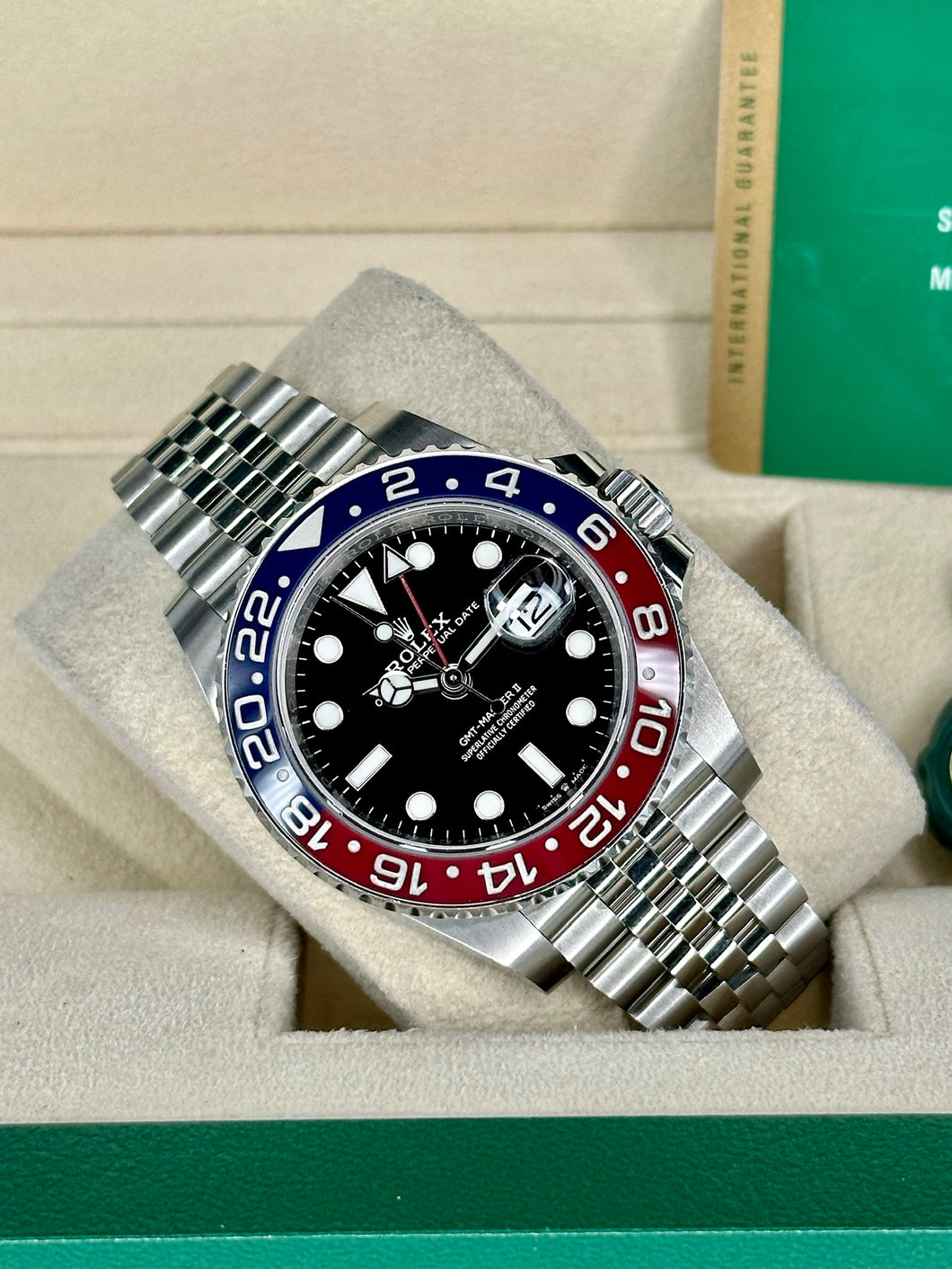 Rolex GMT-Master II Pepsi 126710BLRO 2019 FULL SET