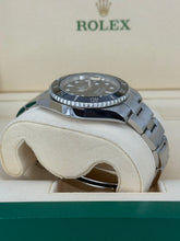 Carica l'immagine nel visualizzatore di Gallery, Rolex Submariner Date 116610LN year 2018 full set
