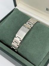 Carica l&#39;immagine nel visualizzatore di Gallery, Rolex Oyster Perpetual 31 ref. 77080 year 2001 full set
