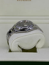 Carica l&#39;immagine nel visualizzatore di Gallery, Rolex oyster Perpetual Date ref. 115200 year 2009 full set
