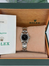 Carica l'immagine nel visualizzatore di Gallery, Rolex Oyster Perpetual 26mm ref. 67230 year 1998 full set
