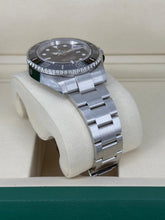 Carica l&#39;immagine nel visualizzatore di Gallery, Rolex Sea-Dweller ref. 126600 year 2025 full set LIKE NEW
