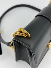 Carica l&#39;immagine nel visualizzatore di Gallery, Borsa Dior 30 Montaigne East-West con catena
