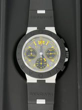 Carica l&#39;immagine nel visualizzatore di Gallery, Bulgari Bulgari cronograph Aluminium Gran Turismo limited edition 1 of 1200 ref. 103893 year 2025 full set NEW
