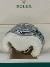 Carica l'immagine nel visualizzatore di Gallery, Rolex Yacht Master Rhodium dial 126622 year 2021 full set
