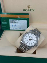 Carica l'immagine nel visualizzatore di Gallery, Rolex Oyster Perpetual 114300 year 2019 full set
