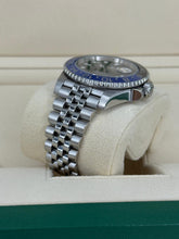 Carica l&#39;immagine nel visualizzatore di Gallery, Rolex GMT-Master II Batgirl 126710BLNR year 2019 full set
