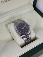 Carica l&#39;immagine nel visualizzatore di Gallery, Rolex Oyster Perpetual Date ref. 115234 year 2009 full set
