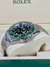 Carica l&#39;immagine nel visualizzatore di Gallery, Rolex Submariner Date Starbucks 126610LV year 2023 full set NEW
