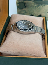 Carica l&#39;immagine nel visualizzatore di Gallery, Rolex GMT-Master 16700 year 1998 full set NOS Stickers
