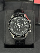 Carica l'immagine nel visualizzatore di Gallery, Omega Speedmaster Professional Moonwatch ref. 38735031
