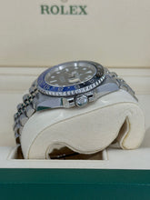 Carica l'immagine nel visualizzatore di Gallery, Rolex GMT-Master II Batgirl 126710BLNR year 2020 full set
