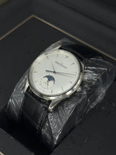 Carica l'immagine nel visualizzatore di Gallery, Jaeger-LeCoultre Master Ultra Thin Moon Q1368420 year 2017 full set
