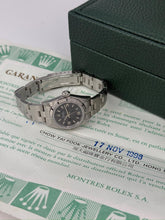 Carica l'immagine nel visualizzatore di Gallery, Rolex Oyster Perpetual 26mm ref. 67230 year 1998 full set
