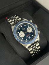 Carica l&#39;immagine nel visualizzatore di Gallery, Tudor Black Bay Chrono Blu 79360B year 2024 full set LIKE NEW
