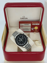 Carica l'immagine nel visualizzatore di Gallery, Omega Speedmaster Professional Moonwatch ref. 35705000 year 2005 full set
